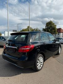 Mercedes B 200 - 3