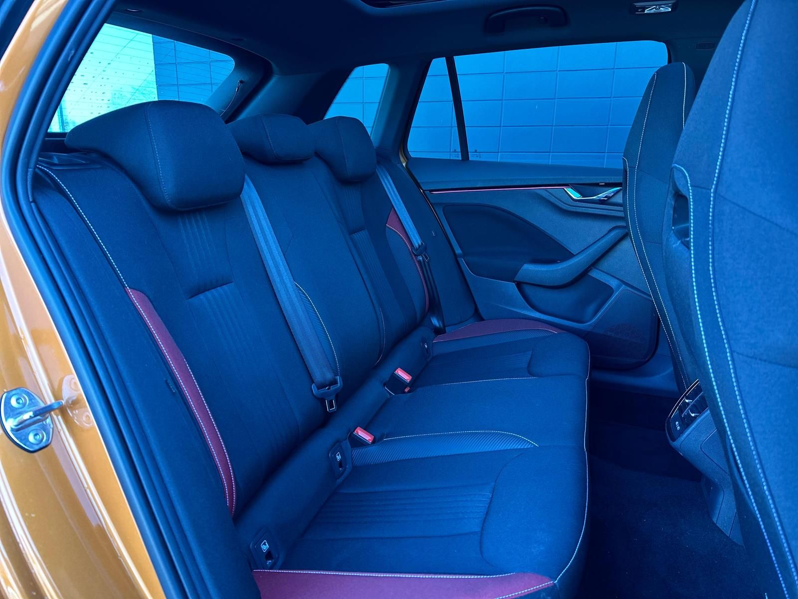 SKODA Kamiq 1.0TSI MONTE CARLO LED#SHZ#CAM#ACC#SPUR#VC - Image 17