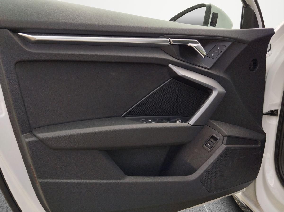 Fahrzeugabbildung Audi A3 Sportback S line 35 TDI 110 kW