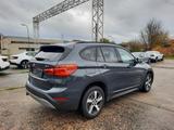 BMW X1 Baureihe X1 sDrive Automatik 18 d Advantage - BMW X1: Sdrive18d