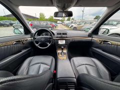 Fahrzeugabbildung Mercedes-Benz E 350 E 350 4Matic Distronic Lenkrad/ Standheizu