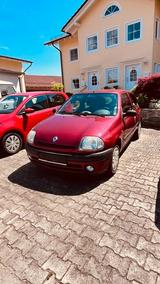 Renault Clio RT 1.2 TÜV NEU|Klimaanlage| - gebrauchte Renault Clio aus dem Jahr 2000