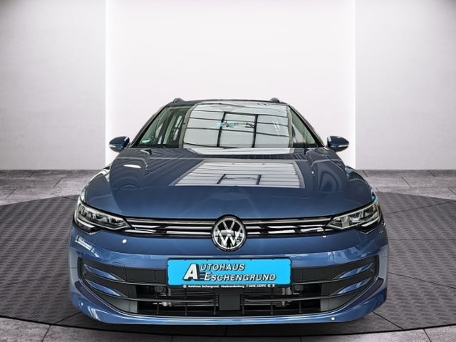 Fahrzeugabbildung Volkswagen Golf Variant 1.5 TSI Life STANDHZ NAVI AHK 4xSHZ