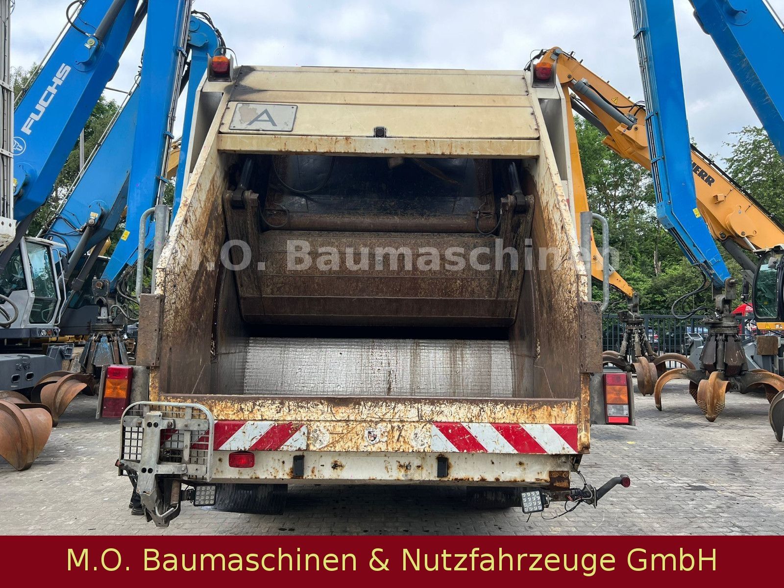 Fahrzeugabbildung Mercedes-Benz Actros 2532/Müllwagen/Automatik/6x2/