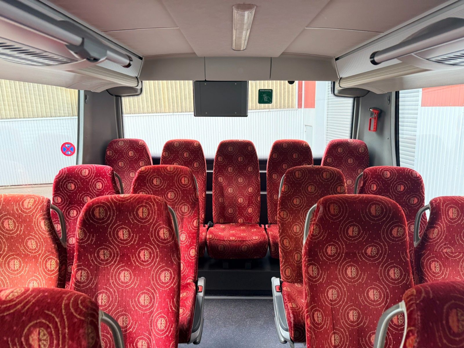 SETRA  2012 - Image 22 of 25