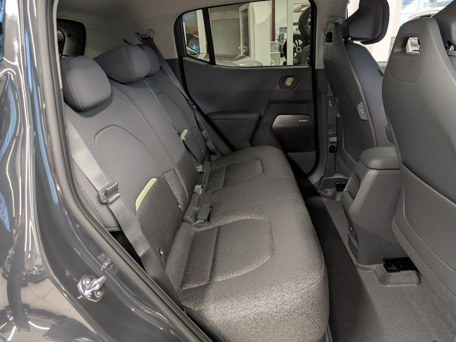 KIA EV2  5S Earth 61,0-kWh DriveWise-Park Design – Bild 11