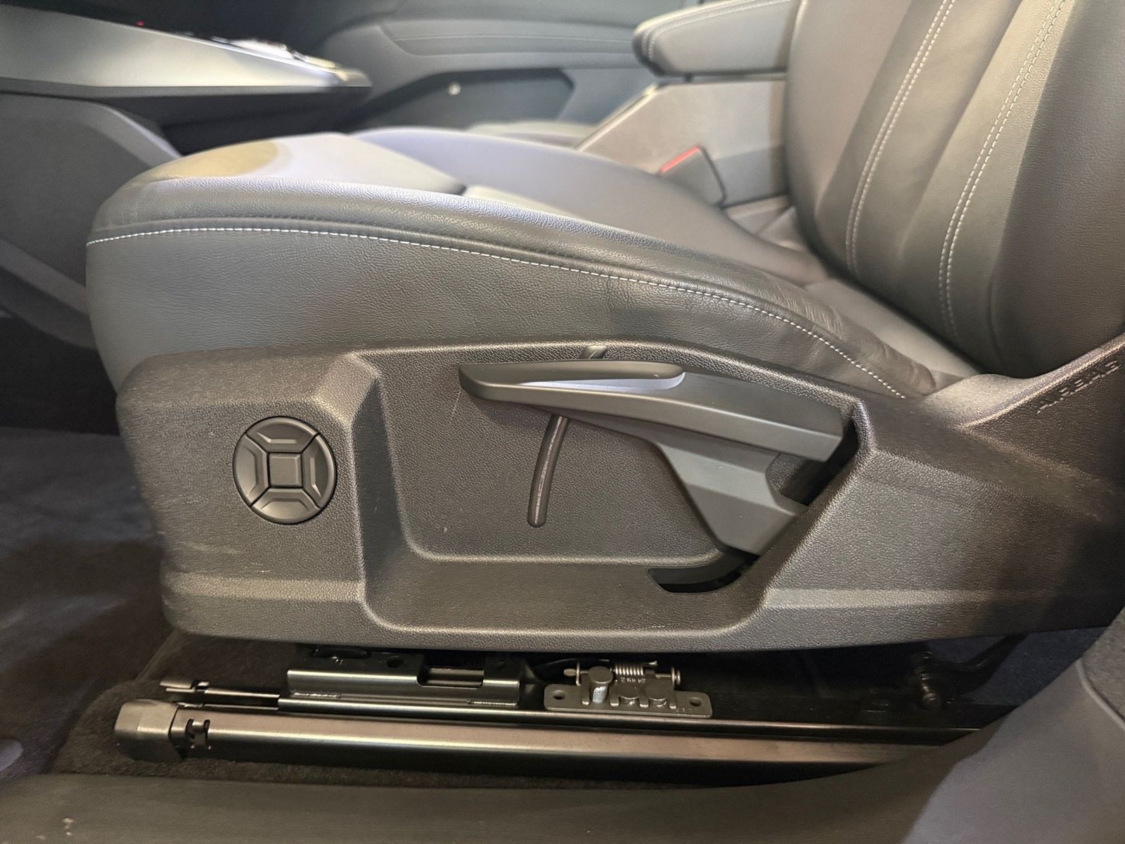 Audi Q4 e-tron - Bild 20