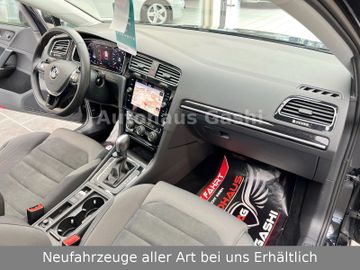 Fahrzeugabbildung Volkswagen Golf VII Lim*Highline*Automatik*LED*Massage*Pano
