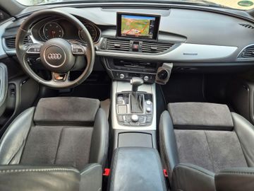 Audi A6 - 6