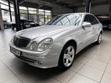 Mercedes-Benz E 500 4Matic Avantgarde *Heckrollo*Sitzbelüft.* - Mercedes-Benz E 500 in Essen