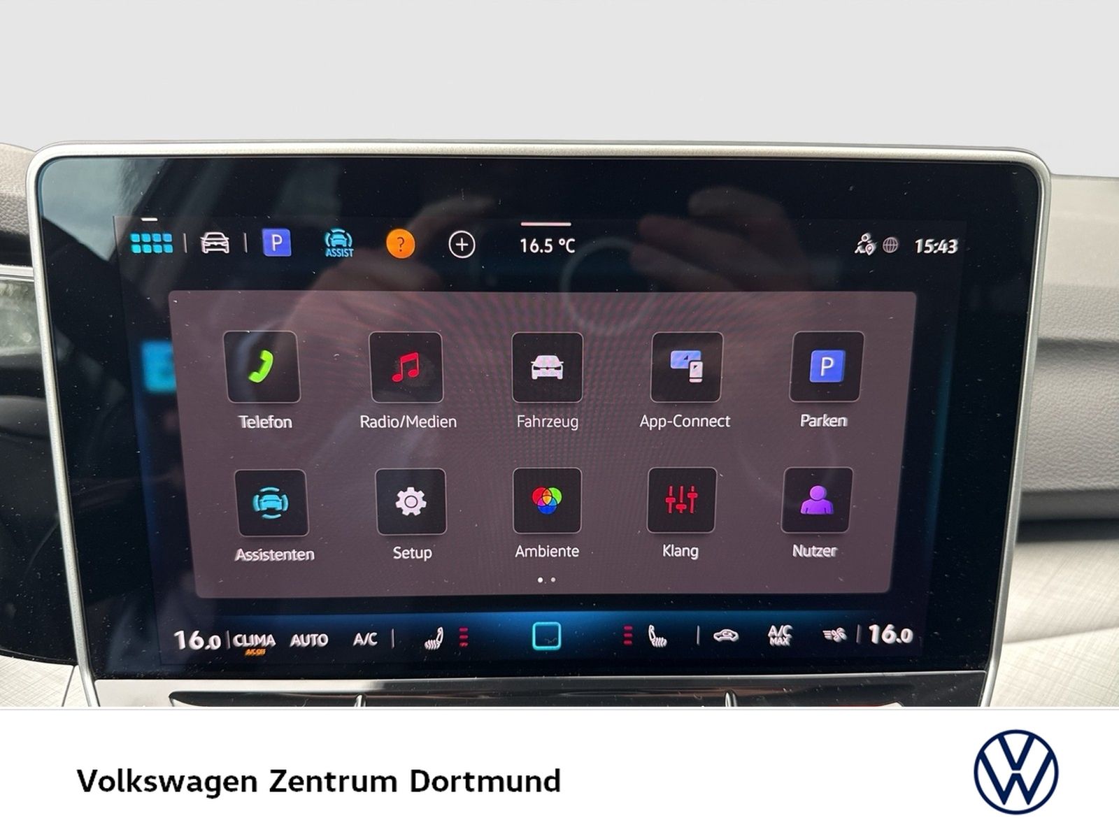 Volkswagen Golf VIII 1.5 eTSI LIFE CAM ACC CARPLAY SITZHEIZ foto 13