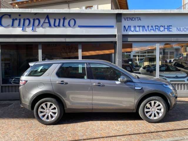 Land Rover Discovery Sport 2.0 TD4 SE AWD 180 CV