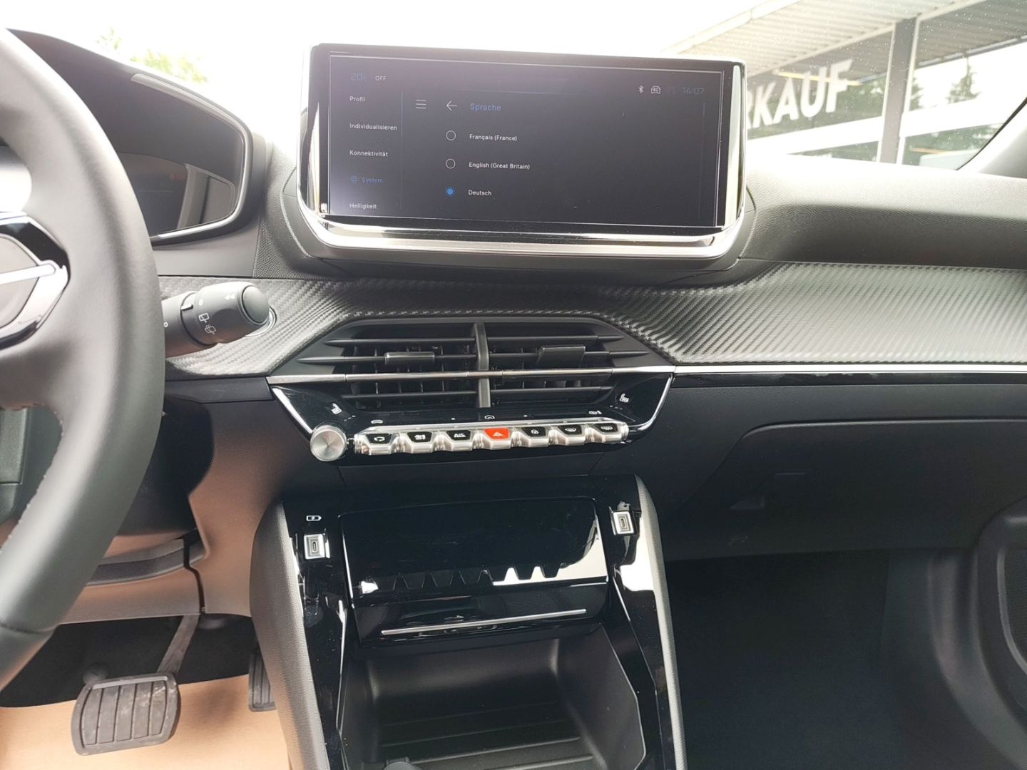 Peugeot 2008 - Bild 11