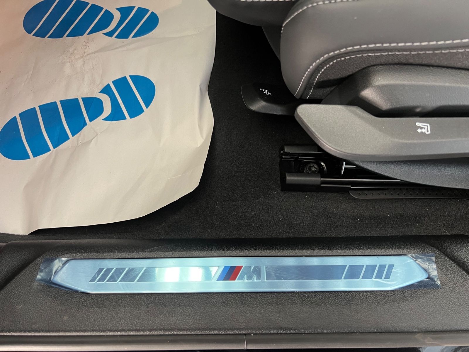 Fahrzeugabbildung BMW 116 M Sport Paket *Harman-Kardon*Kamera*