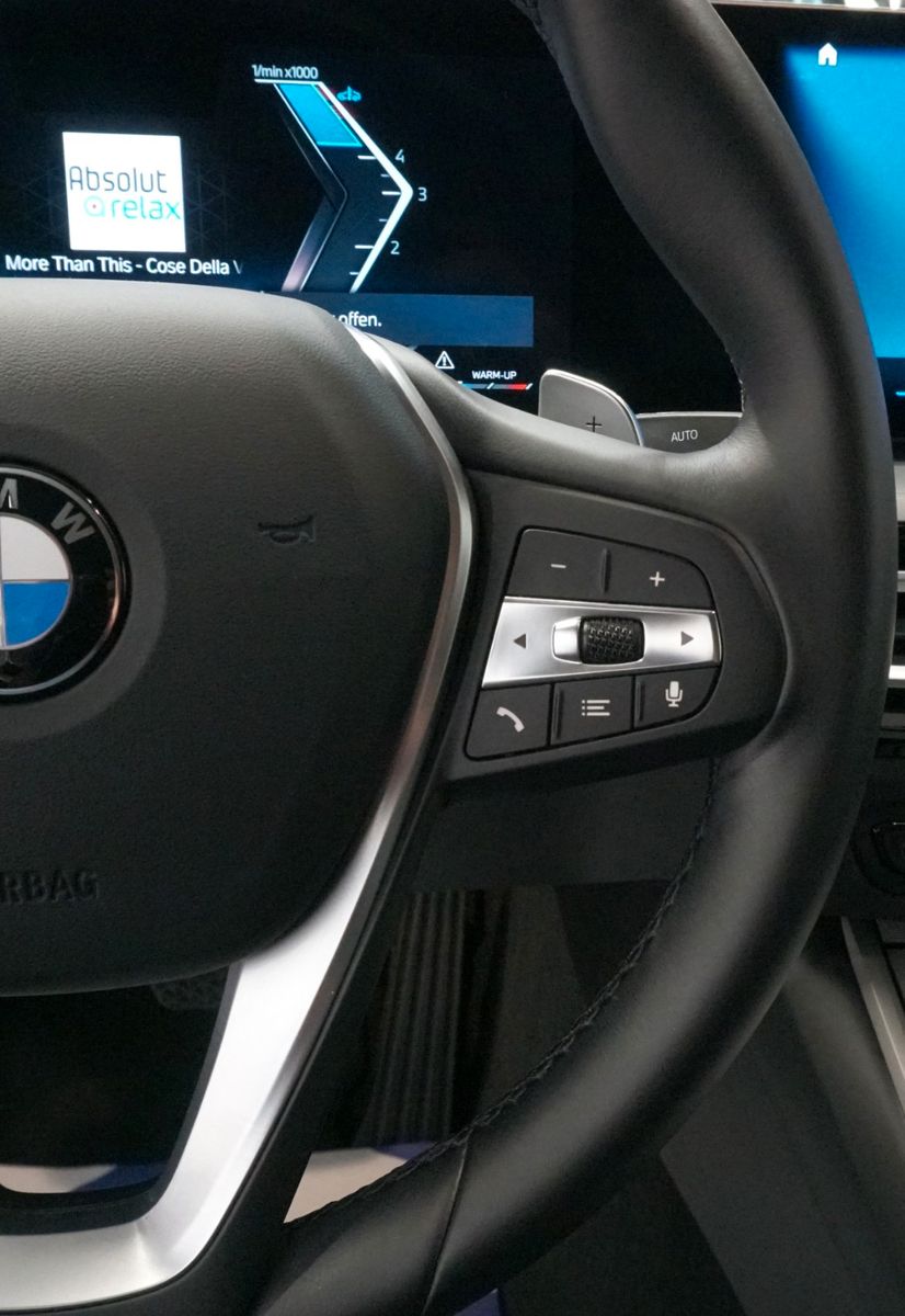BMW 320 d xDrive Limousine*LED*WIDESCREEN*DAB* foto 13