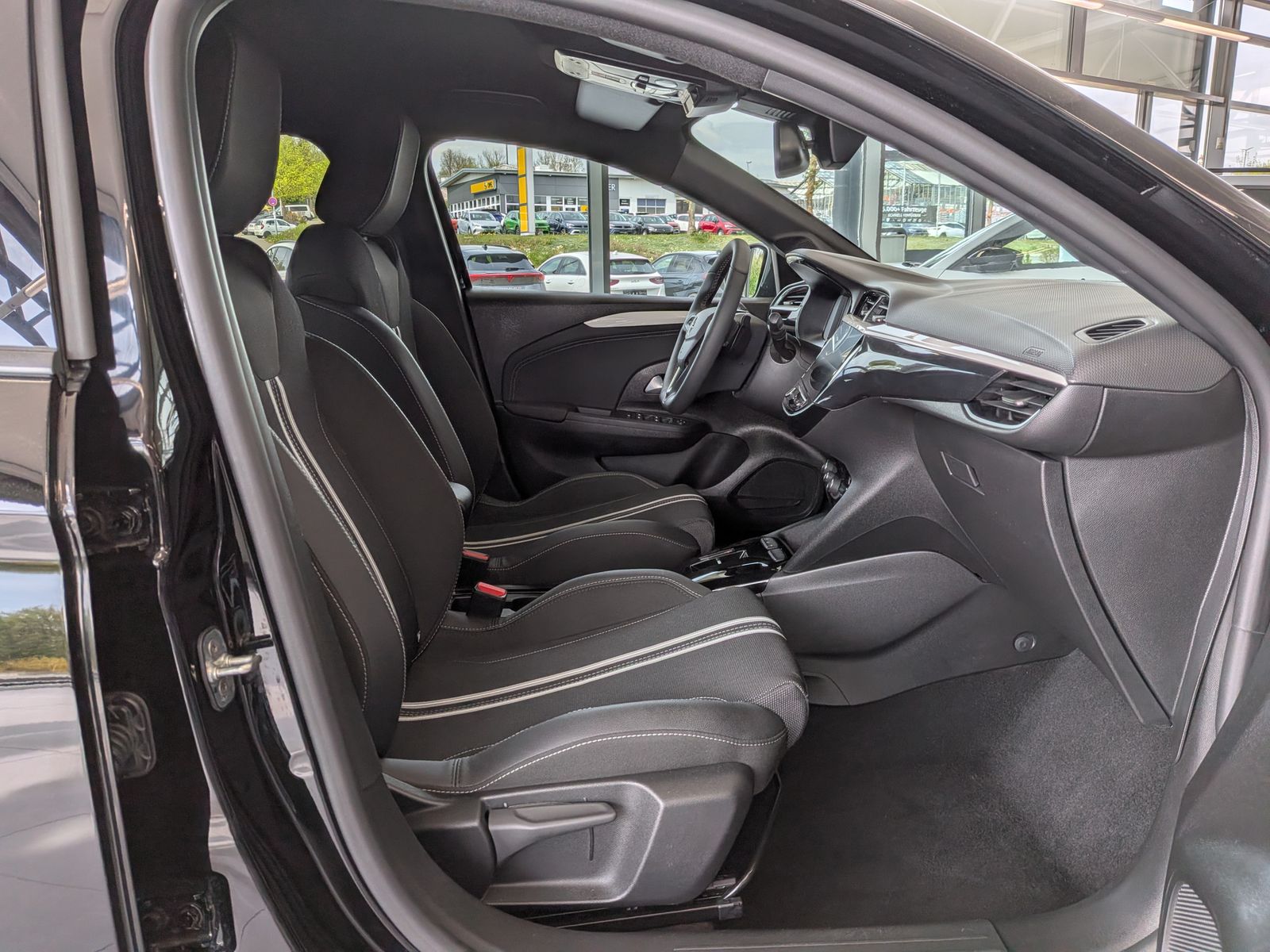 Fahrzeugabbildung Opel Corsa GS 1.2 Turbo LED Navi ACC Kamera Carplay