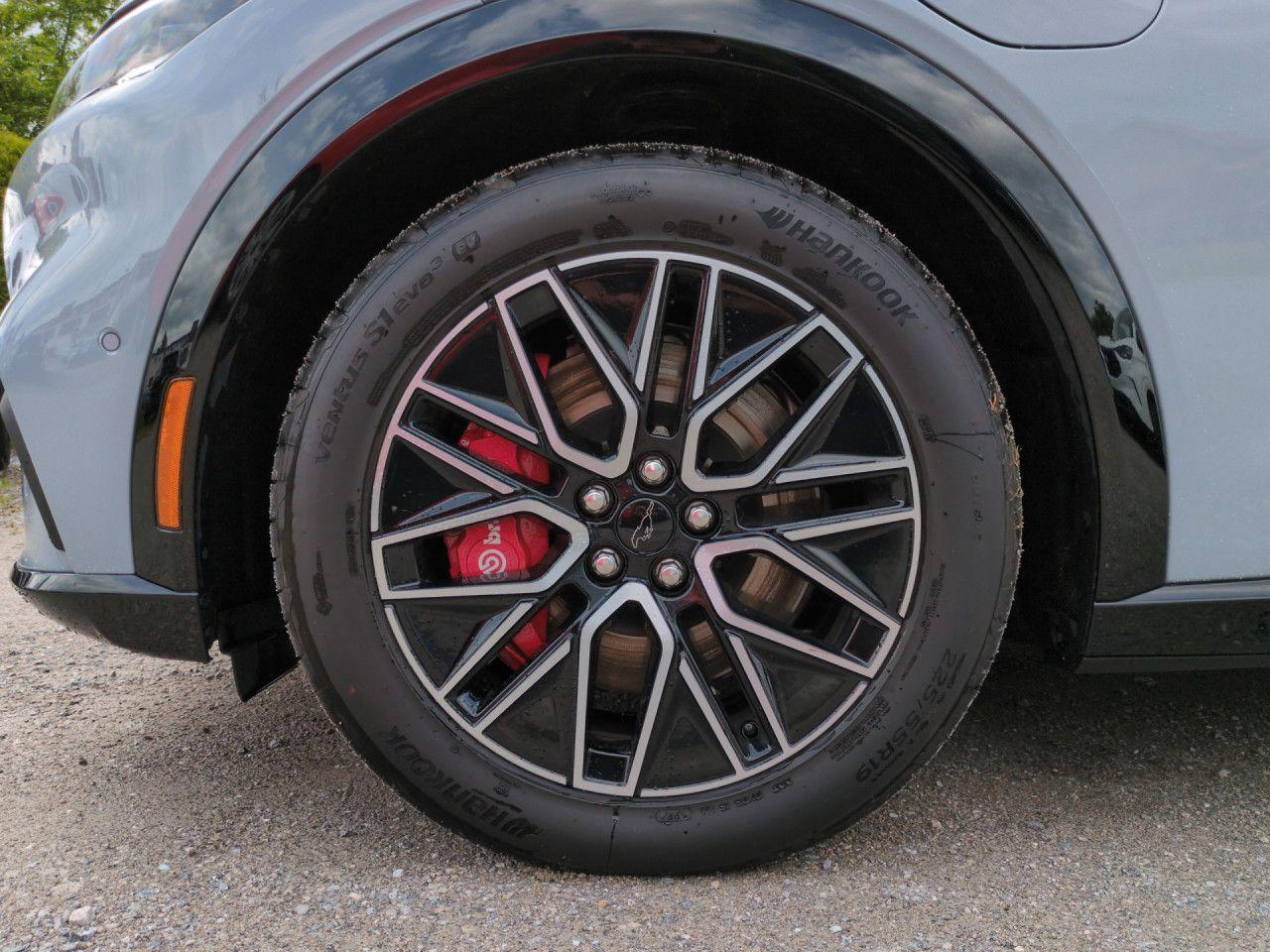 Ford Mustang Mach-E Crossover SUV Navi LED Vollleder