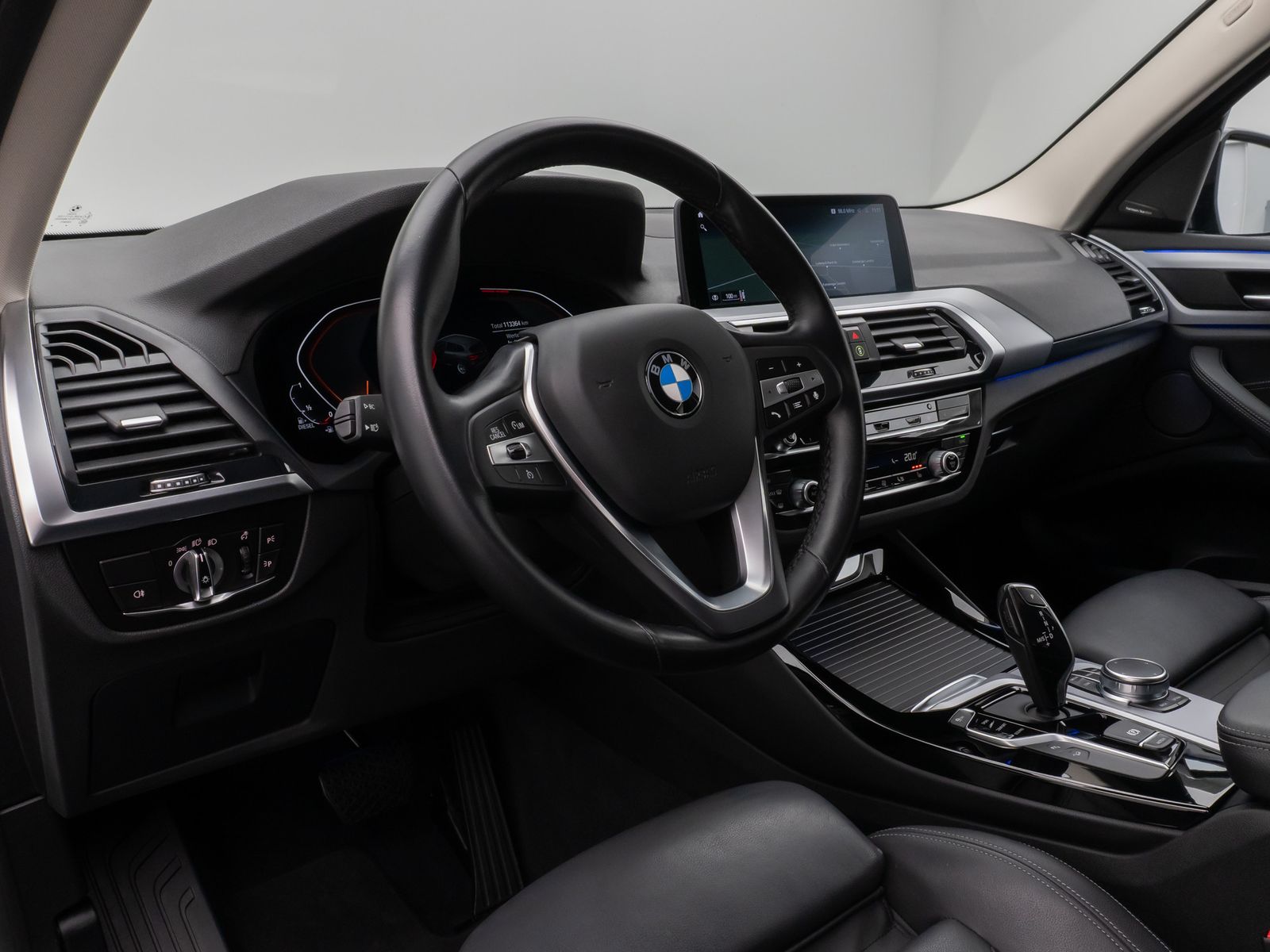 Fahrzeugabbildung BMW X3 xD20d Kamera HUD DAB H/K Leder Sport 18Zoll