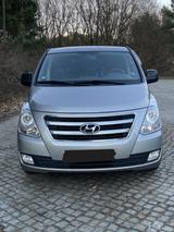 Hyundai H-1 Travel, WOMO-Zul, AHK, 8 Sitze - Hyundai H-1 Starex mit Diesel-Antrieb: Automatik