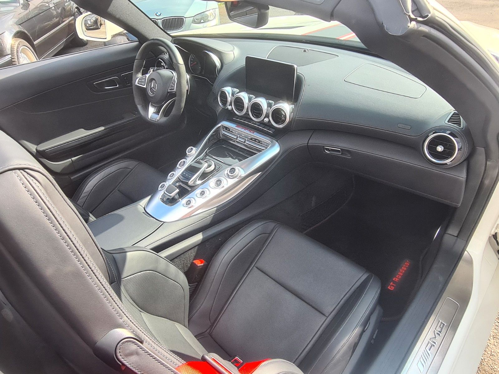 Fahrzeugabbildung Mercedes-Benz AMG GT Roadster/Junge Sterne/Distr./Burm./1A