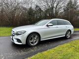 Mercedes-Benz E 220d AMG 4Matic SR+WR AHK Pano 360 StHz CarPla - gebrauchte Mercedes-Benz E 220 aus dem Jahr 2018
