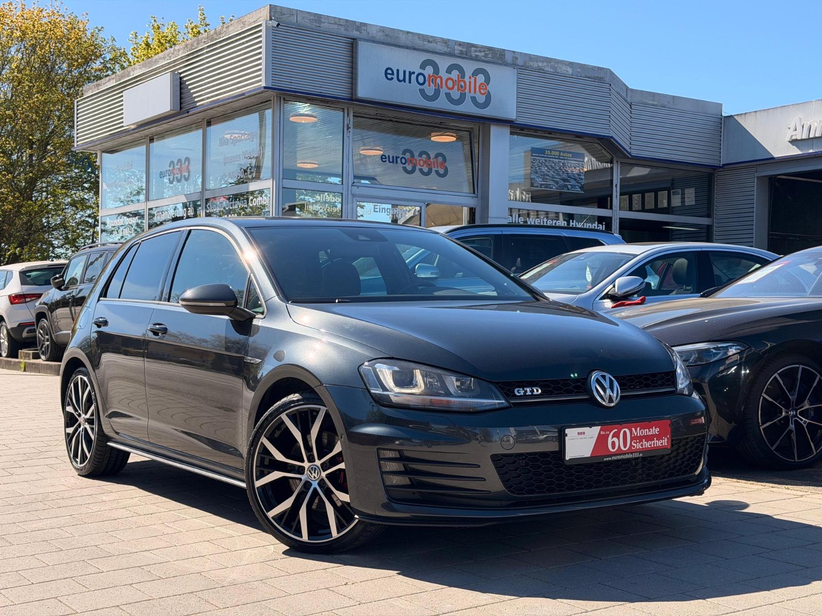 Volkswagen Golf VII Lim.*Parkass*Sitzheiz*Temp.*Aut*1-Hand*