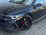 Volkswagen Golf VIII GTI 2.0 TSI DSG BLACK STYLE *NAVI*H&K* - Autos mit Automatikschaltung