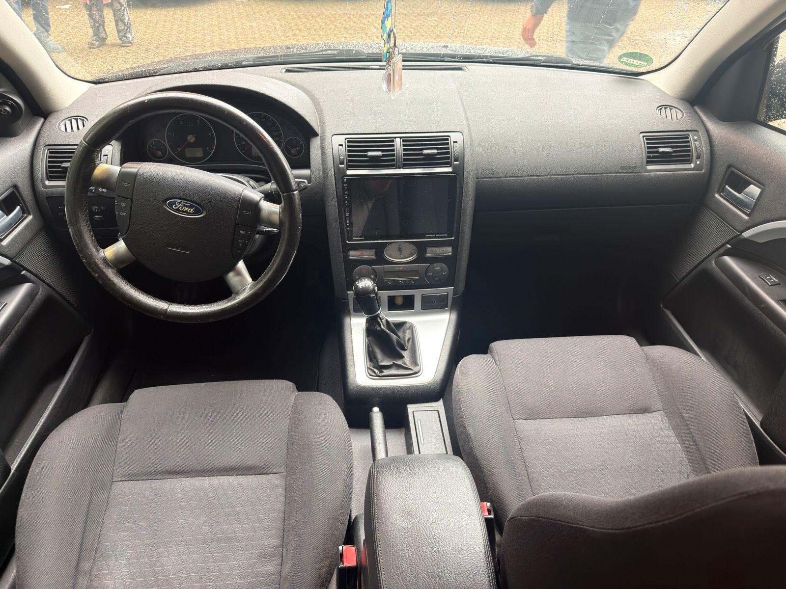 Ford Mondeo 2004 — photo 5
