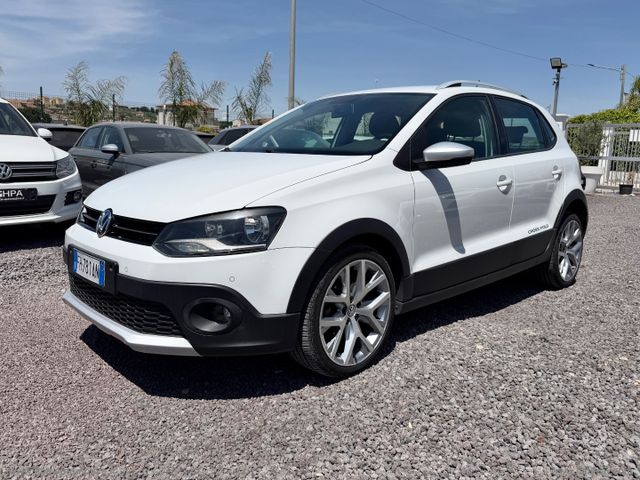 VW VOLKSWAGEN Polo Cross 1.4 TDI DSG BlueMotion Tec