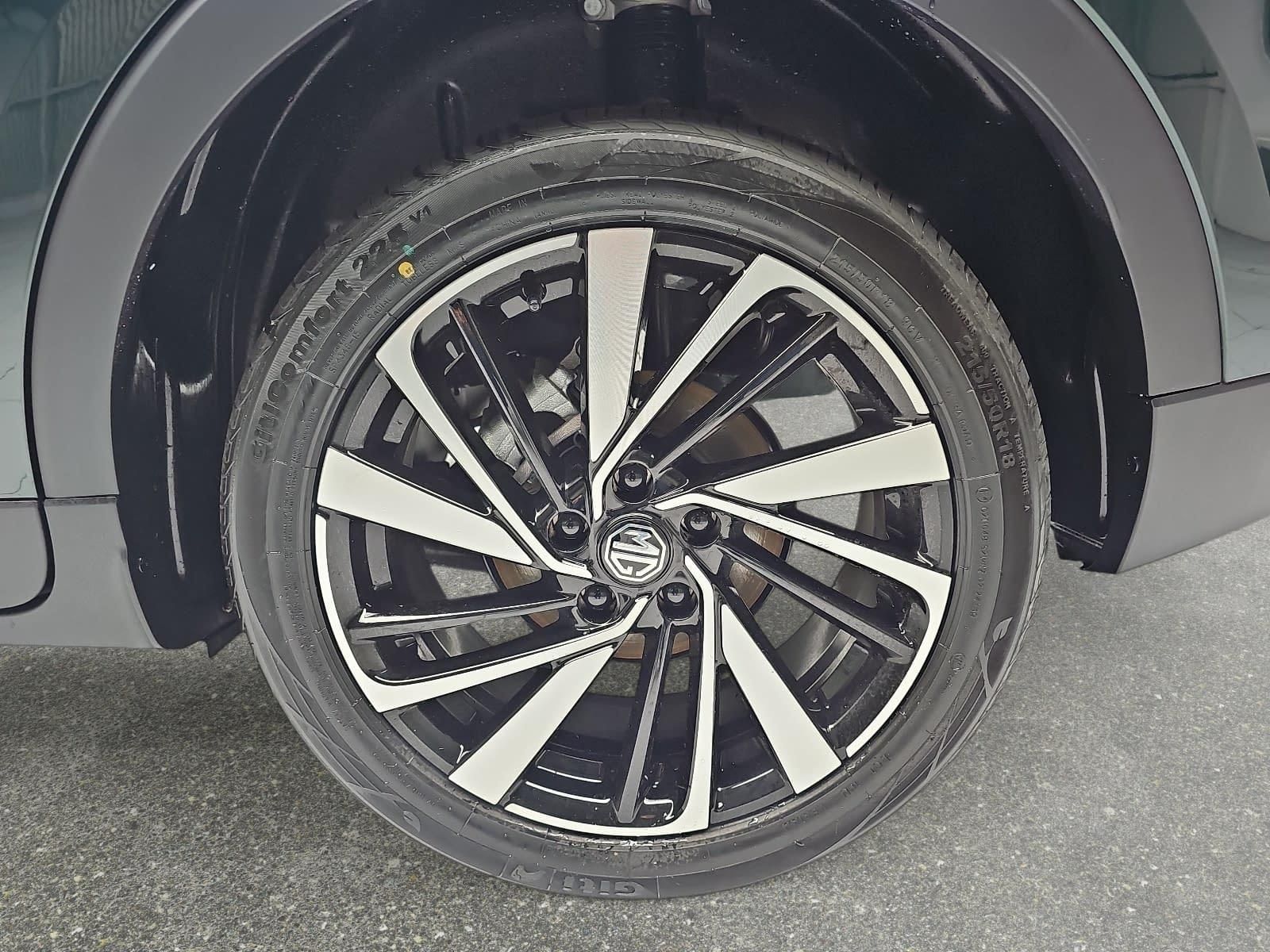 MG ZS