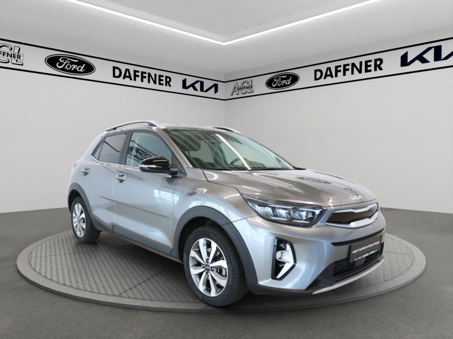Fahrzeugabbildung Kia Stonic Nightline Edition 1.0 T-GDI 48V Navi SHZ