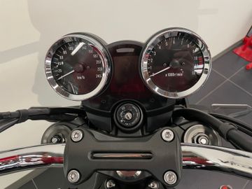 Kawasaki Z900 RS