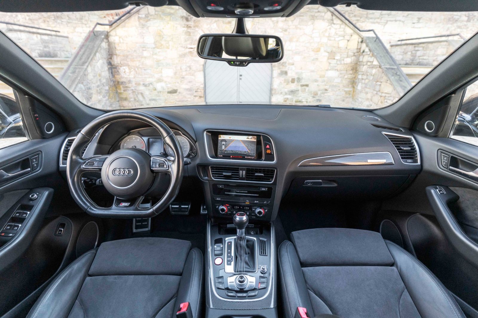 Fahrzeugabbildung Audi SQ5 3.0TFSI QUATTRO B&O BIXENON KAM NAV ALC PANO