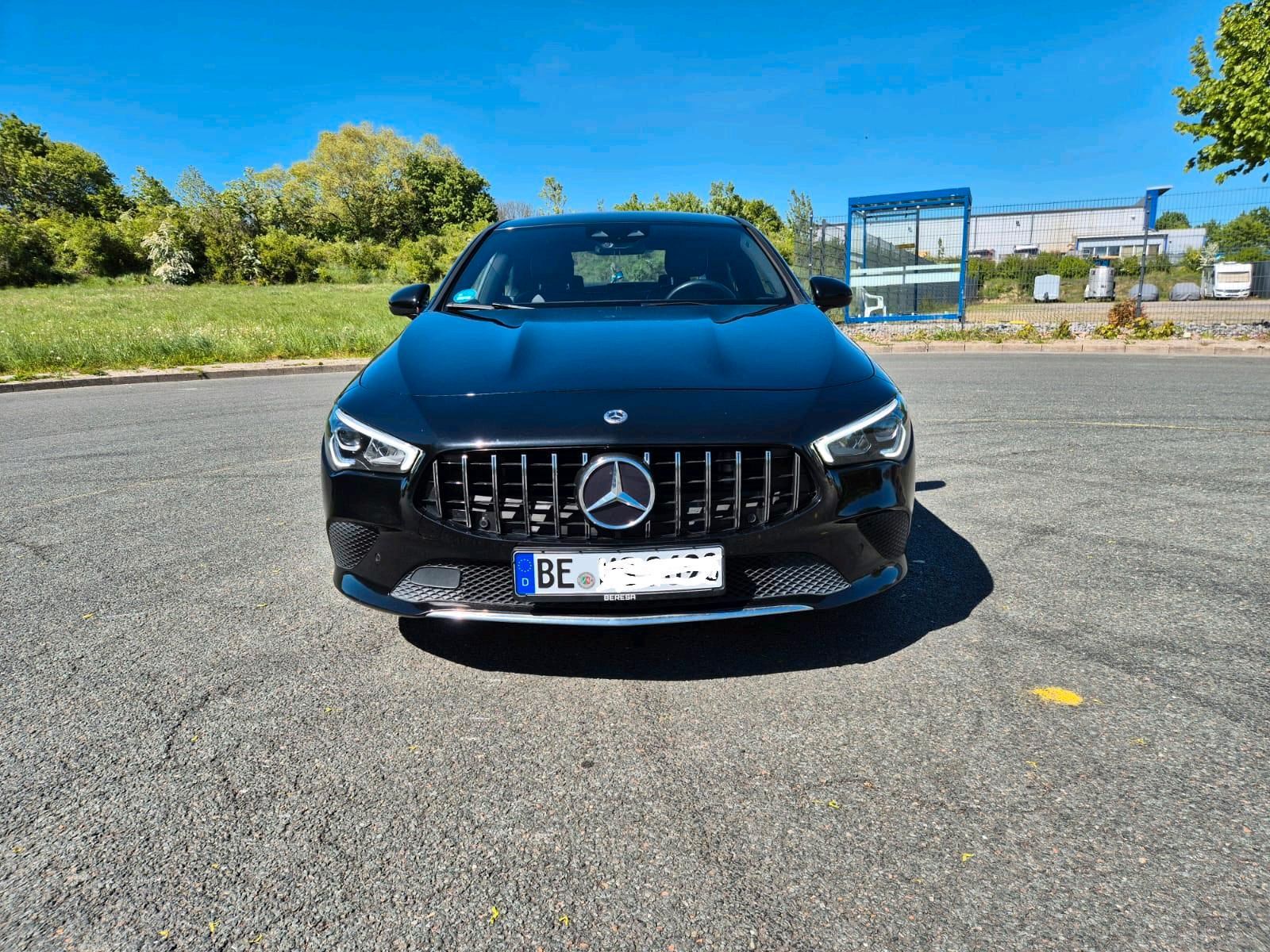 MERCEDES-BENZ Mercedes-Benz CLA 250