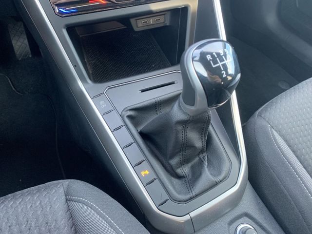 Taigo Life 1.0 TSI 70kW 5-Gang PDC vo. & hi. DAB
