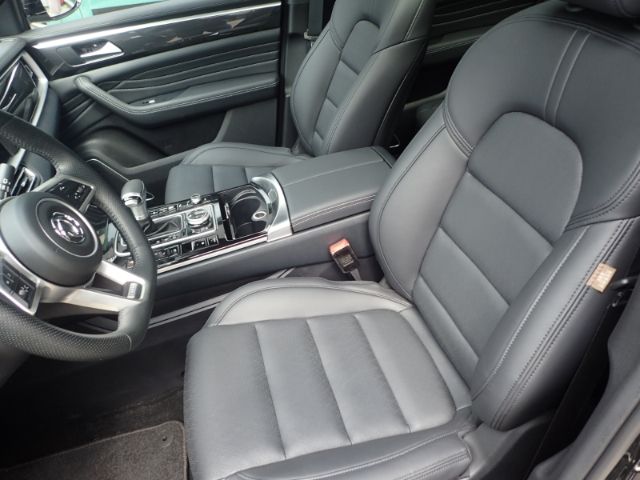 Fahrzeugabbildung DFSK Fengon 7 2.0 GDI 4x4 2,5t AHlast Navi PanoD 7Sit