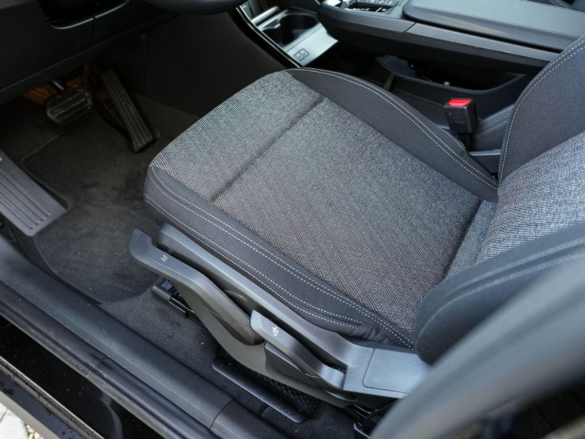 BMW X1 sDrive18d AHK aLED PANO KoZg SpPaket SonGlas foto 9
