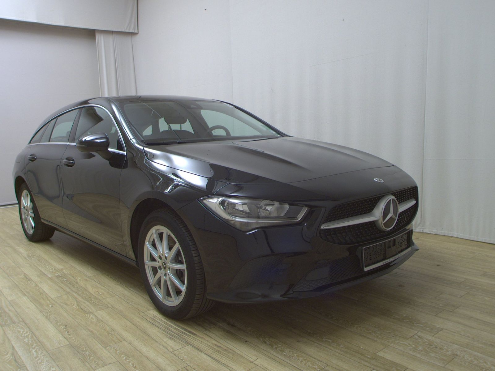 Mercedes-Benz CLA 250 Shooting Brake e T-Leder Navi PDC Shz imagem 3