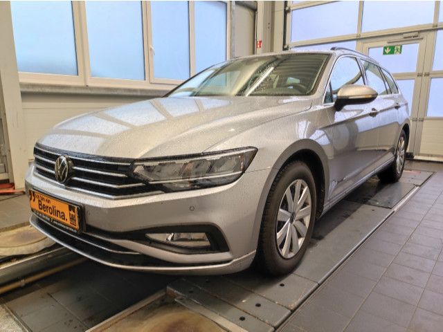 Volkswagen Passat Variant 1.5 TSI Business DSG *NAV*PDC*