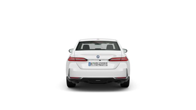 Foto Nummer 4: BMW i5