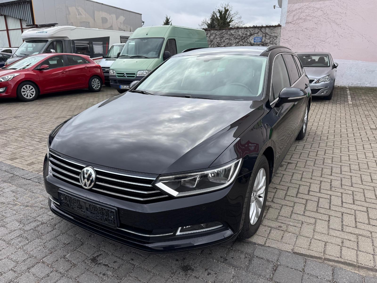 Volkswagen Passat  Comfortlin*Navi*Massage*Klima