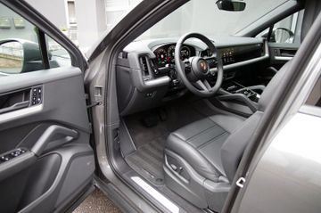 Porsche Cayenne Coupe*Luft,ACC,BOSE,LHZ,Beifahrerdisplay