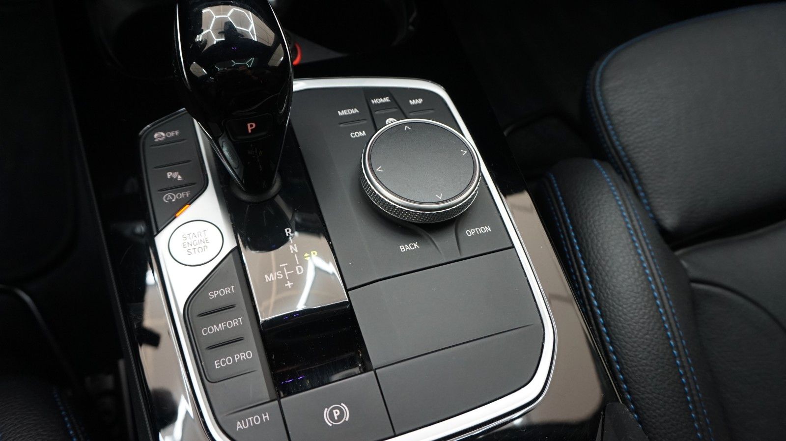 Fahrzeugabbildung BMW M235i X-Drive *Scheckheft*