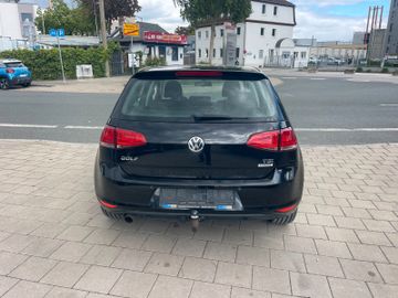 Volkswagen Golf - 9