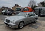 Mercedes-Benz E 200 KOMPRESSOR CLASSIC Classic - gebrauchte Mercedes-Benz E 200 aus dem Jahr 2001