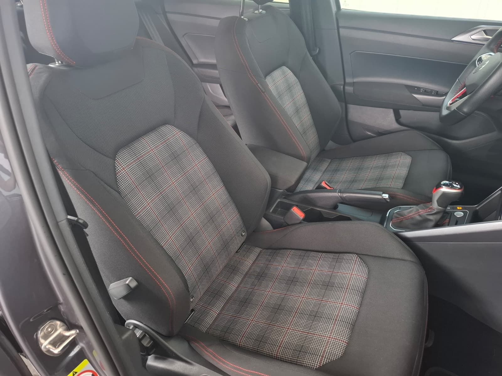 Fahrzeugabbildung Volkswagen Polo GTI 2.0 TSI DSG +ACC +IQ.Light +IQ.Drive
