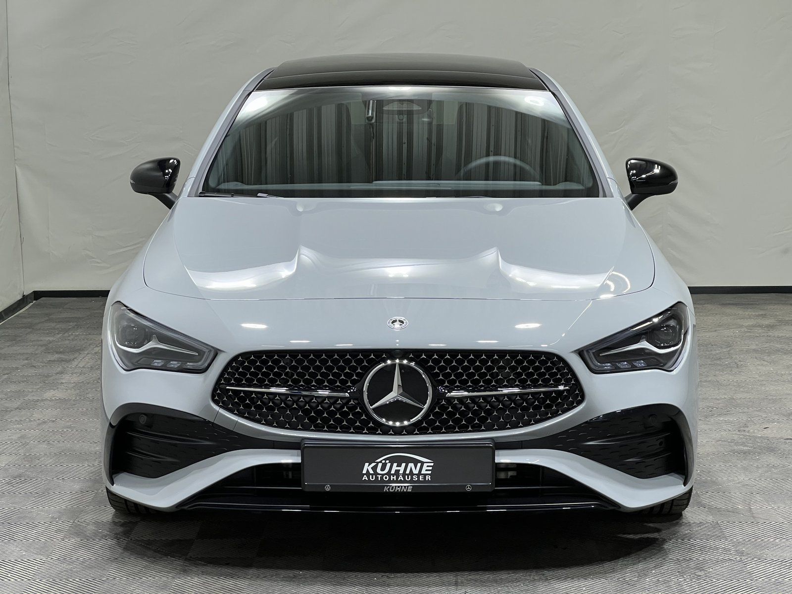 Mercedes-Benz CLA 220 d Special Edition AMG Pano Distronic 19 foto 2