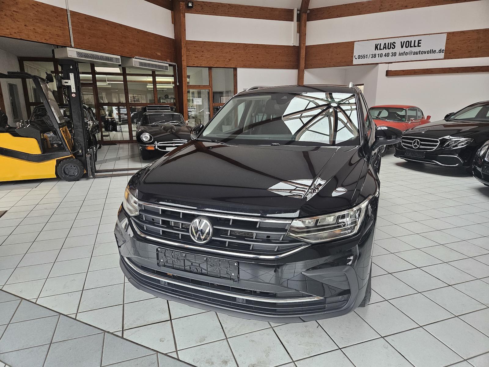 Volkswagen Tiguan 2.0 TDI Active LED AHK ACC SHZ Navi PDC