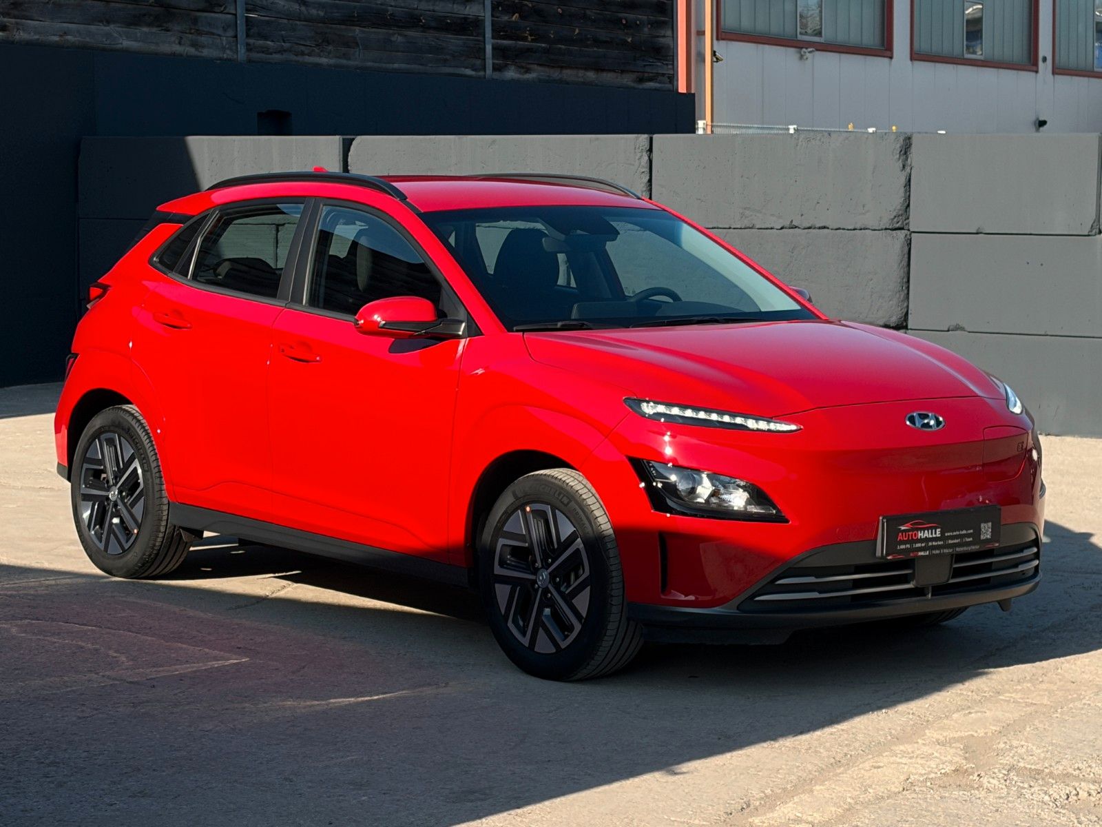 Fahrzeugabbildung Hyundai Kona e Select 2WD CarPlay FCA ACC SHZ PDC Kamera