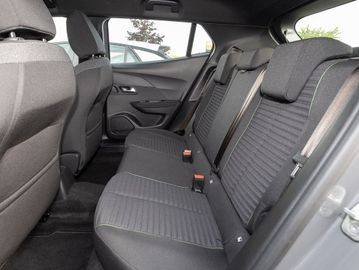 Peugeot 2008 - 12